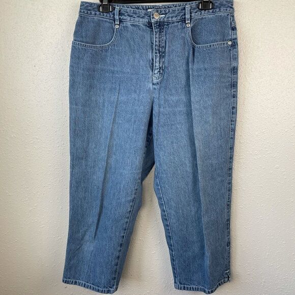 Geoffrey Beene Sport Womens Cropped Blue Jeans EUC - Picture 1 of 6